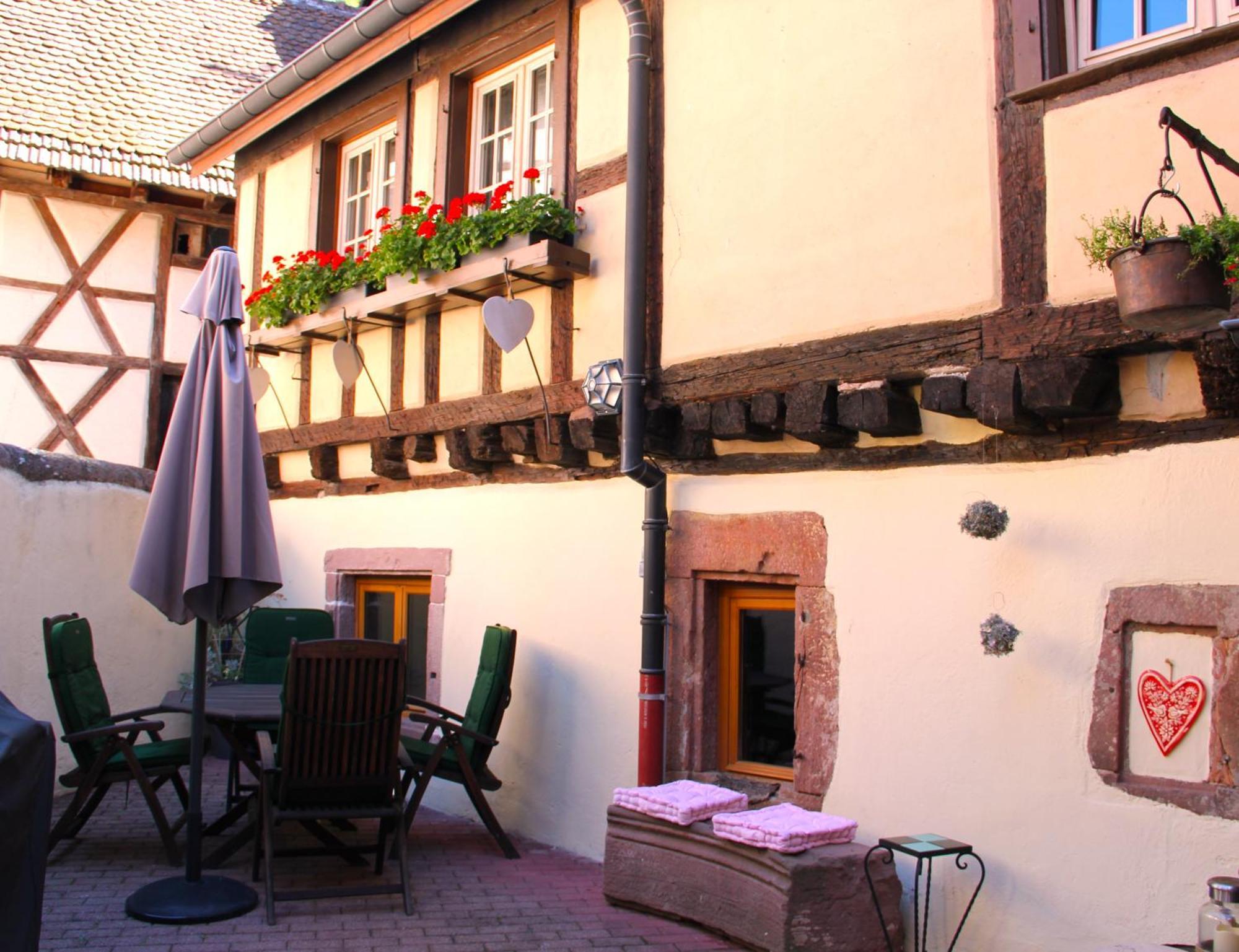 Les Gites Coeur De Vigne Riquewihr Exteriör bild